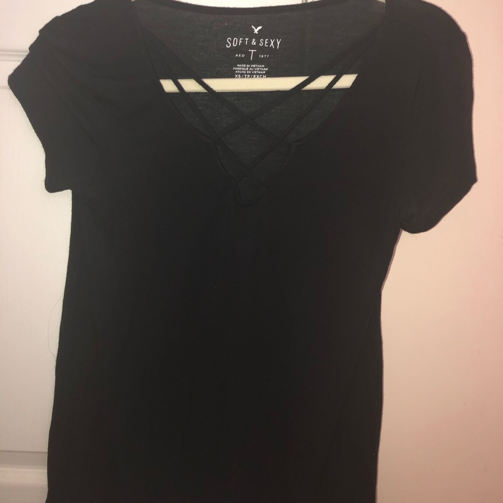 Black Tee